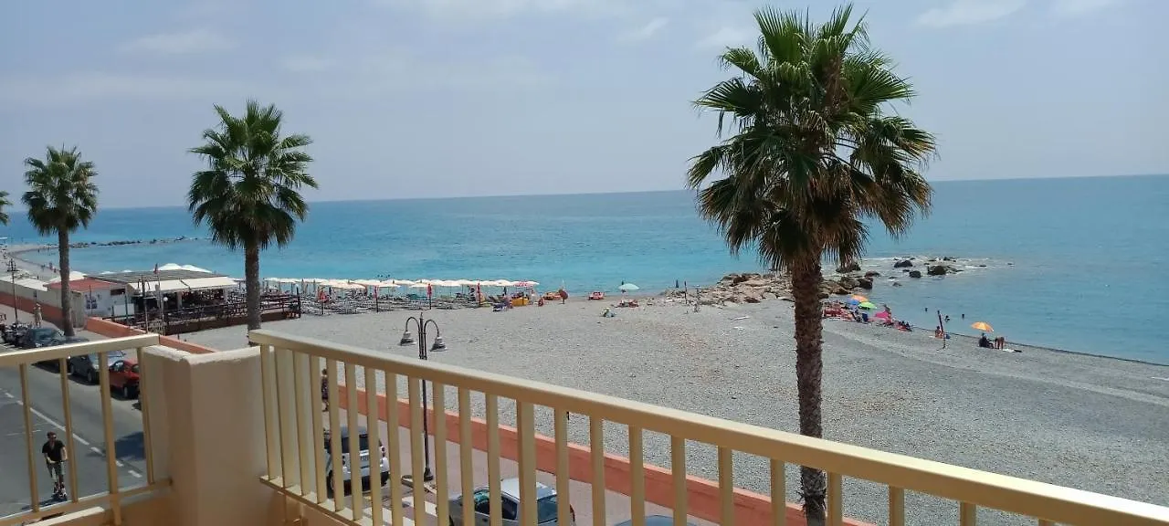 Appartamento Giardino Ventimiglia Apartment